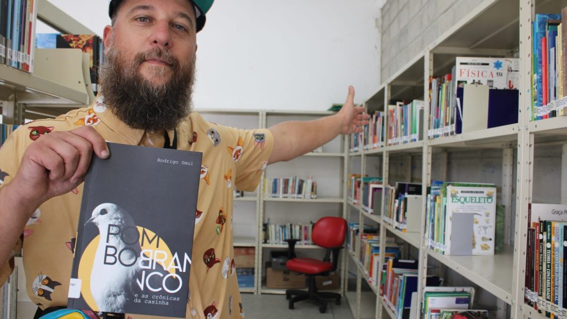 Arte-educador Rodrigo Smul faz lançamento simultâneo de seu livro em bibliotecas de Santo André