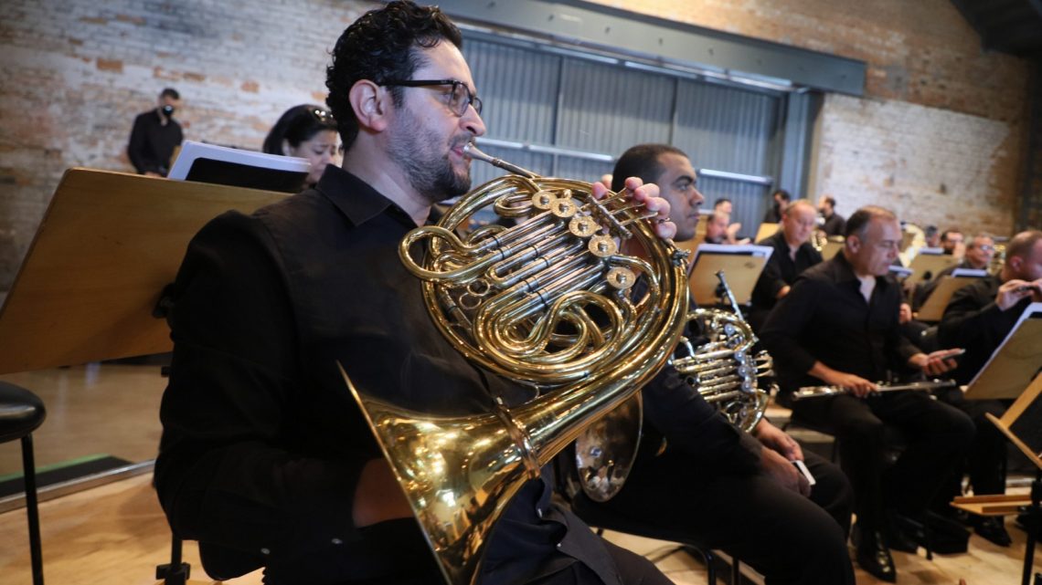 Sinfônica de Santo André leva concerto sem violinos ao Cine Theatro Carlos Gomes