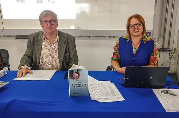 Projeto Sacadas Literárias lança livros em Santo André no sábado