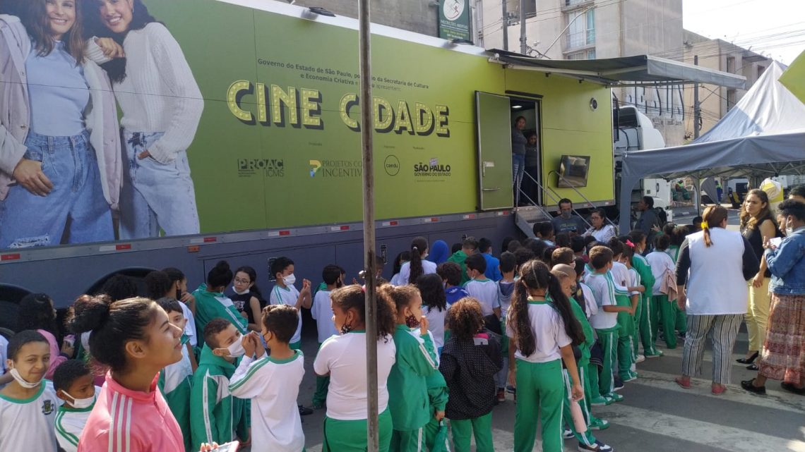 Santo André recebe projeto de cinema itinerante