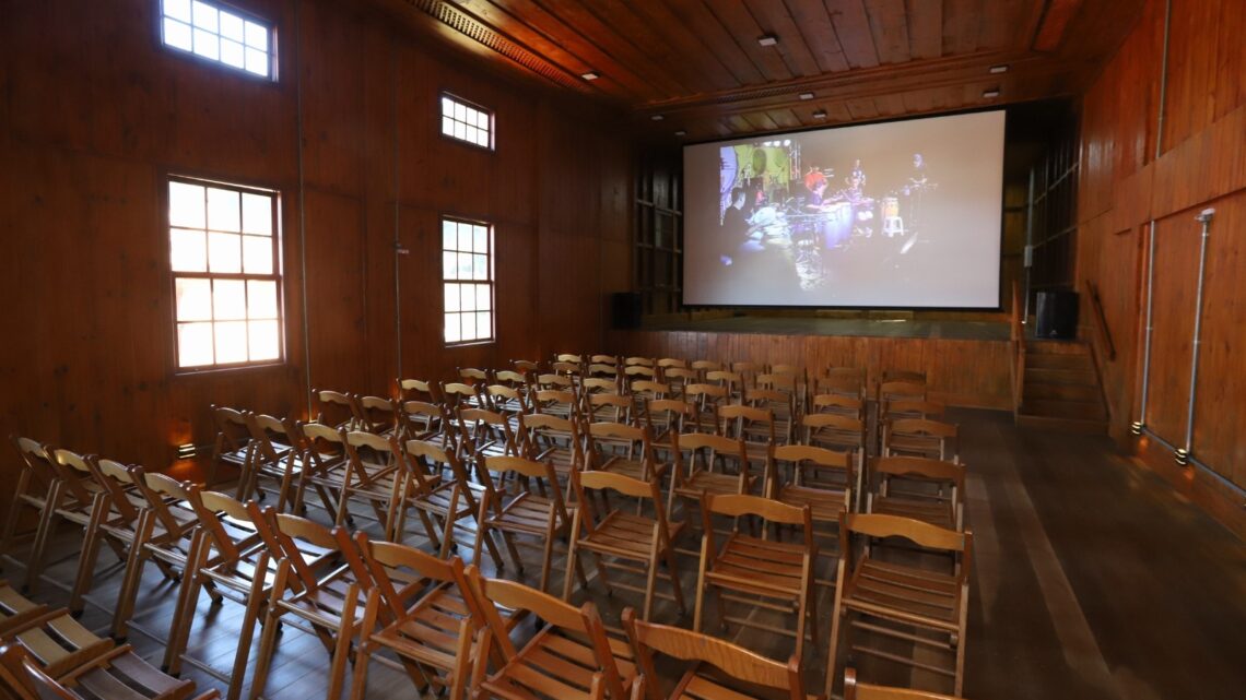 Cine Lyra de Paranapiacaba ganha novas sessões com exibição de clássicos e filmes nacionais