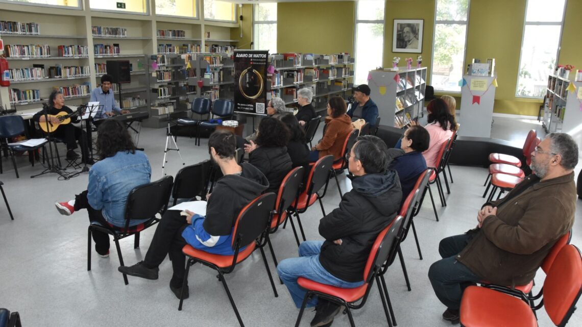 Sarau da Biblioteca Cecília Meireles traz edição especial dedicada às mulheres