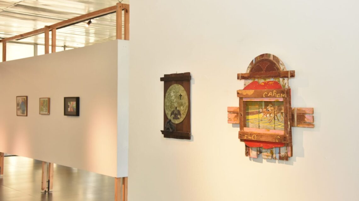 Encontro com artistas encerra mostra “O peso das pequenas coisas” neste sábado