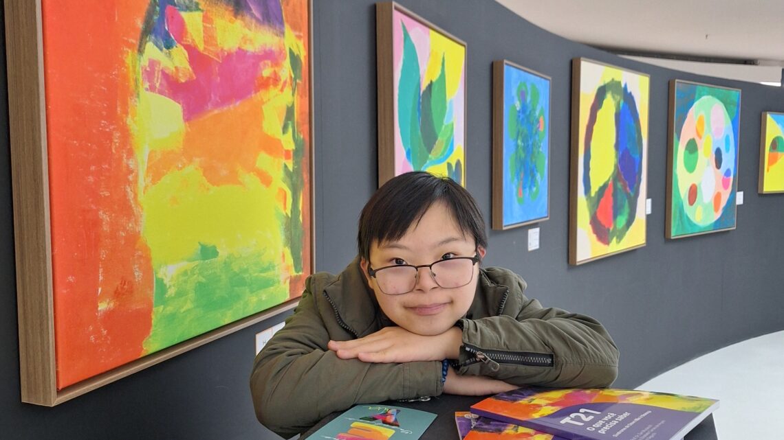 Salão de Exposições do Paço de Santo André recebe as cores e a intensidade das obras de Henrique Yasuhiro