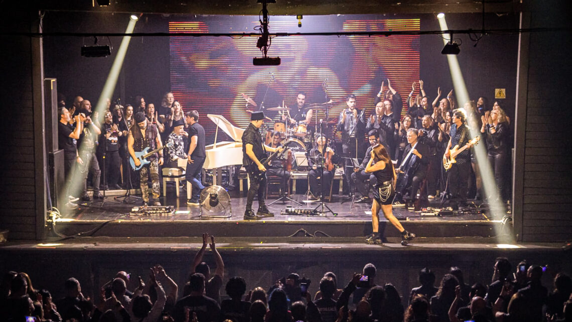 Coro da Cidade leva espetáculo com clássicos do rock ao Teatro Municipal de Santo André