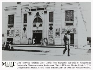 Legenda: Cine Teatro Carlos Gomes - fachada - década de 40 (?)