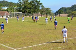 entrega-campo-de-futebol-4_4f188cb4-860x570