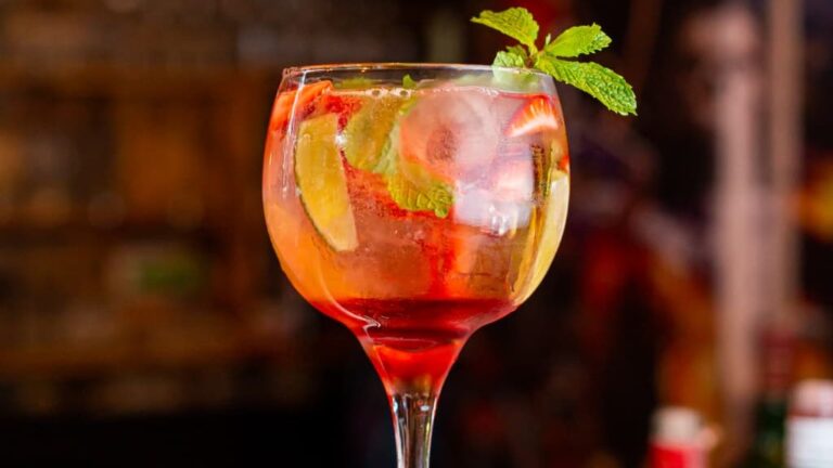 0ef35eda-f8eb-4910-9c28-9a0f6d56fa3d